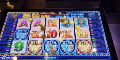 Jackpot Joanie's
